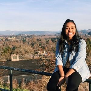 Meet your Posher, Lex